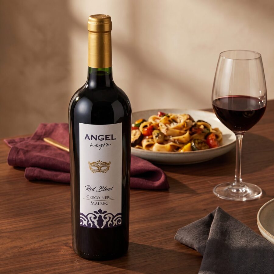 Ángel Negro Red Blend en escena